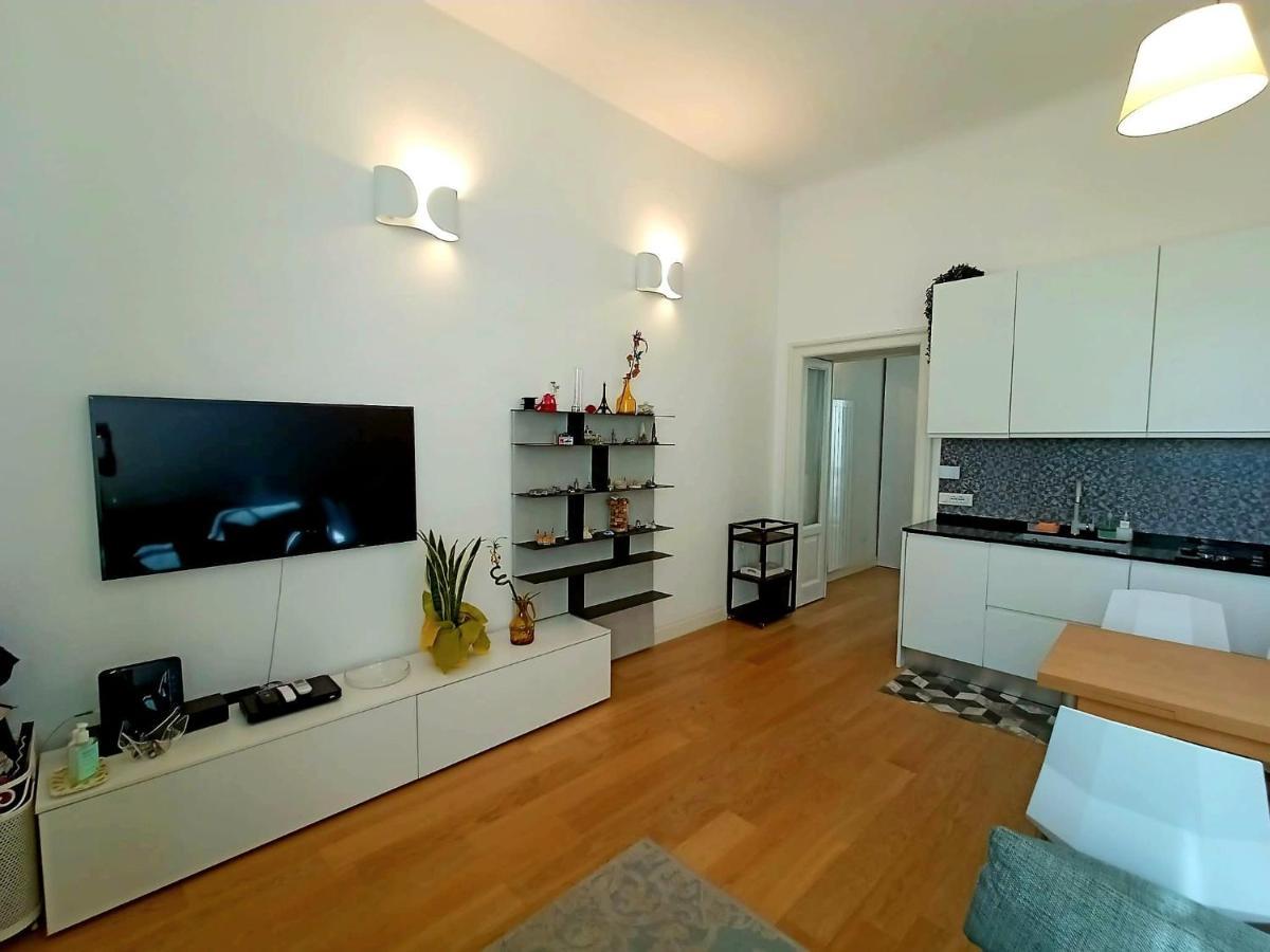 Charming Ringhiera House In The Heart Of Milan Appartement Buitenkant foto